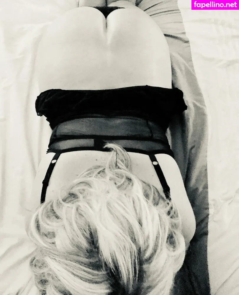 Fetish-mommy, michelle_ebnet_fanpage Leaked Nude Picture #GVbPD3mrLi