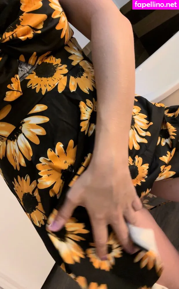 Mommelonss Leaked Nude Picture #WViC7ETlIe