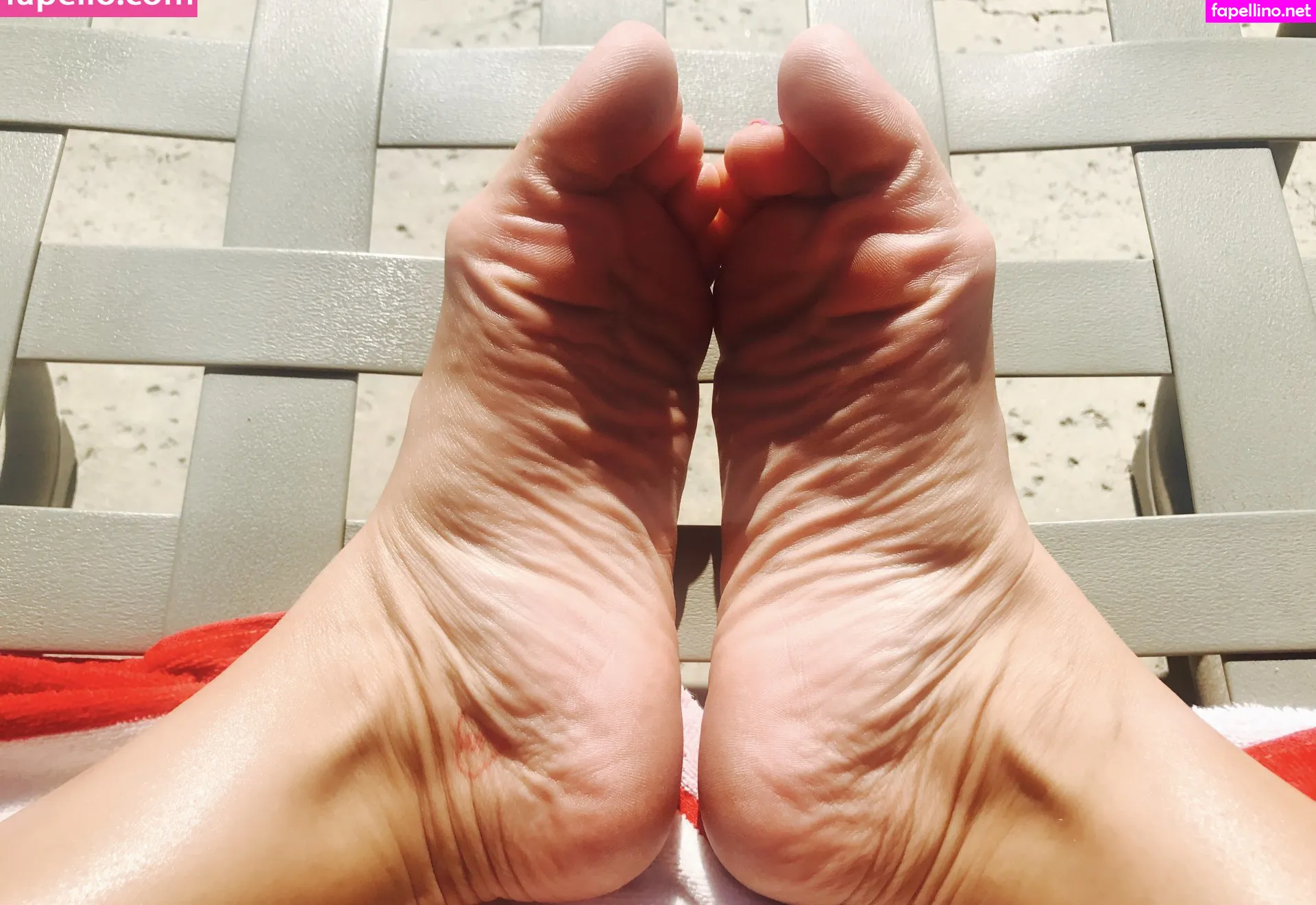 MoniqueAlexander Leaked Nude Picture #B0BVfIfmkU