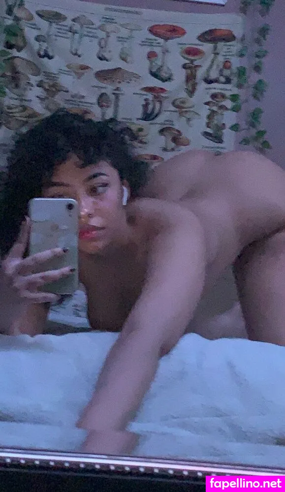 Https:, moths3x, moths3xual Leaked Nude Picture #L2n0CiNHyg