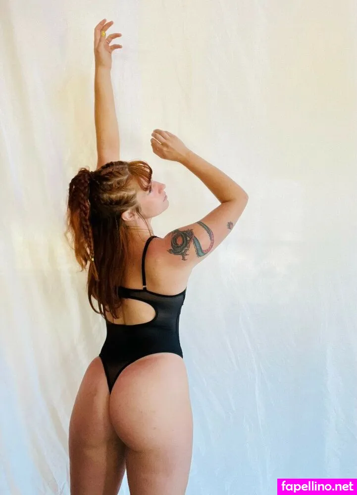 Musicaleve, queenofthemountain Leaked Nude Picture #ftosbCwQls