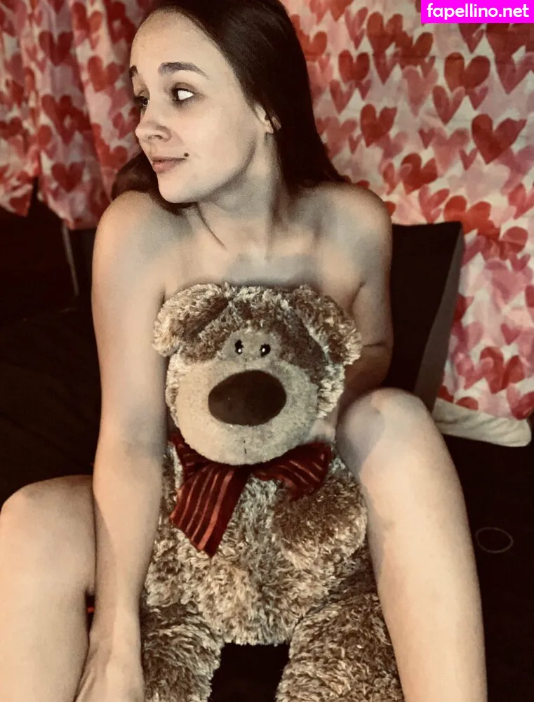 Halesfyi, msstealyagirl Leaked Nude Picture #bx1tkC56c4