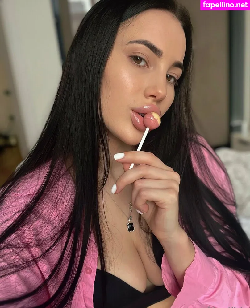 Https:, nadinnadi, nadinnadi5 Leaked Nude Picture #2SfOn3EUxm