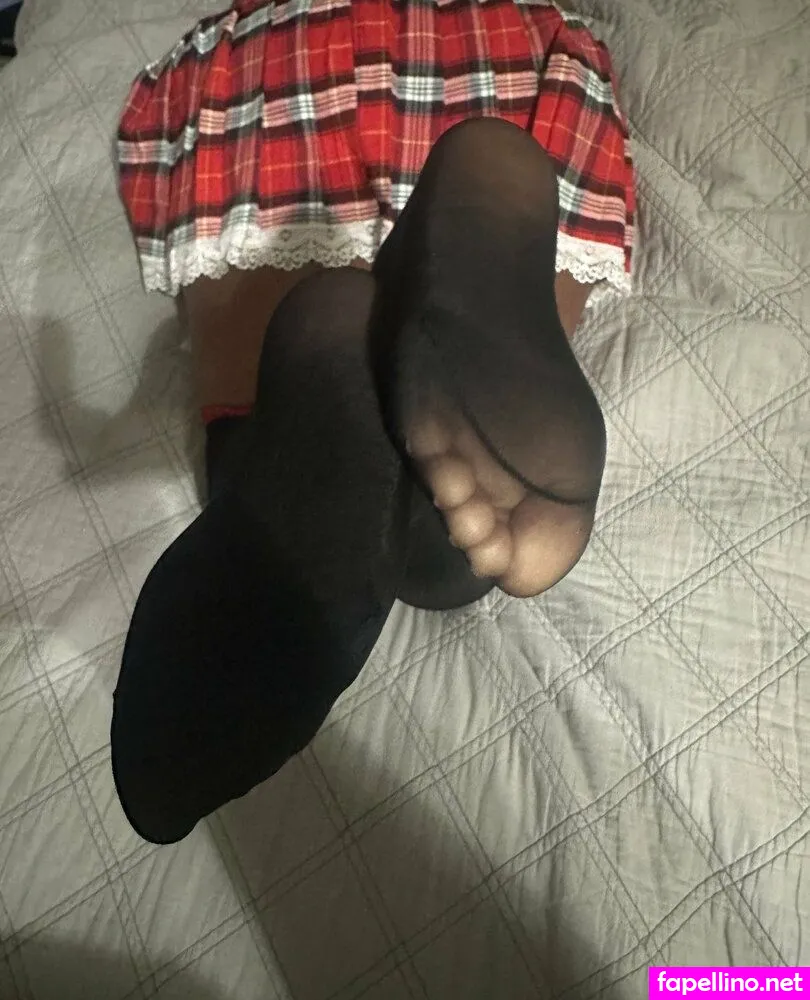 Nakedcaramelsoles Leaked Nude Picture #KIP6FzKOXb