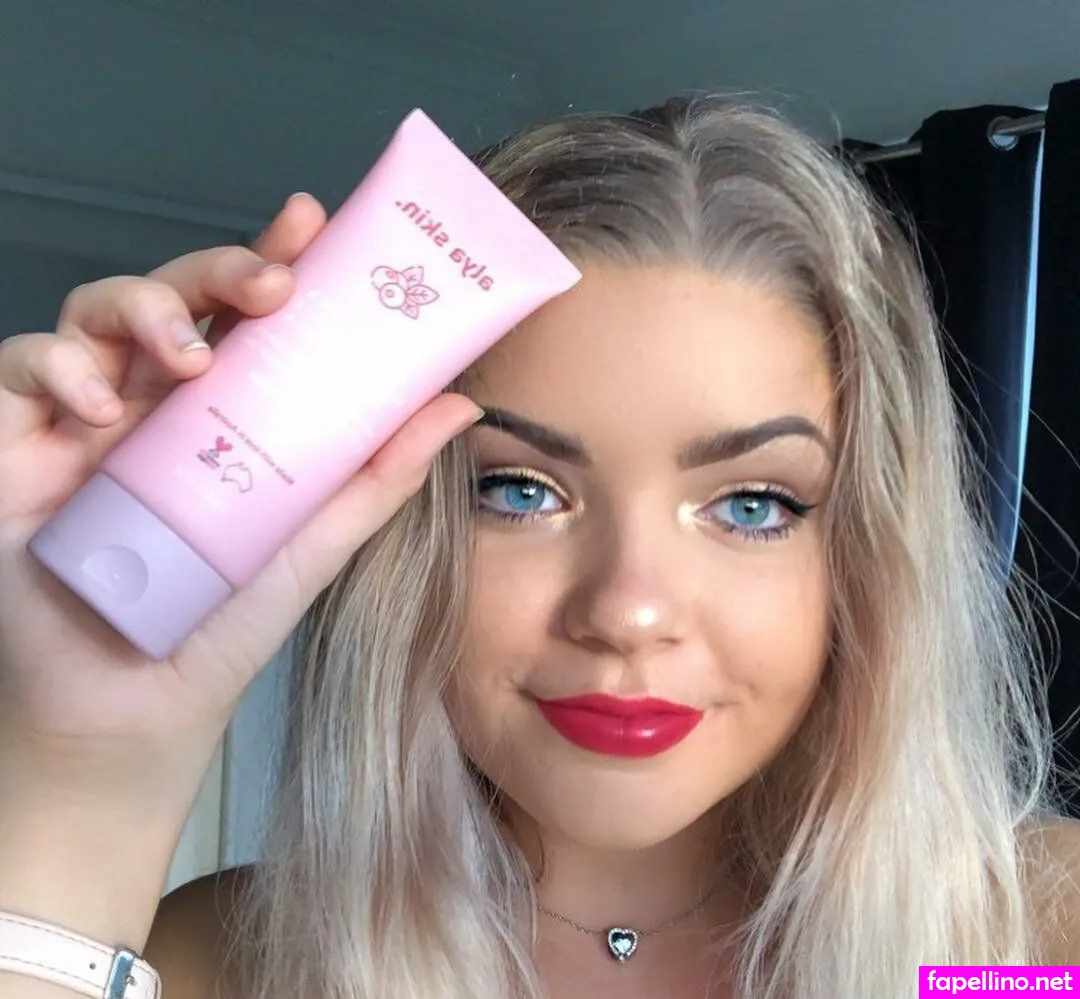 Gracerobinson, msnaomirobinson Leaked Nude Picture #zkTtk4gh41