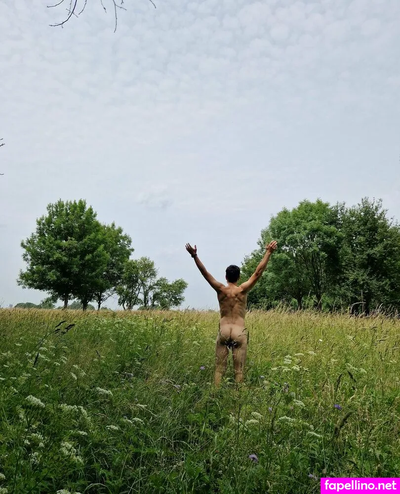 Naturelover.travels.again, naturelovertravels2 Leaked Nude Picture #4svLqs59XY