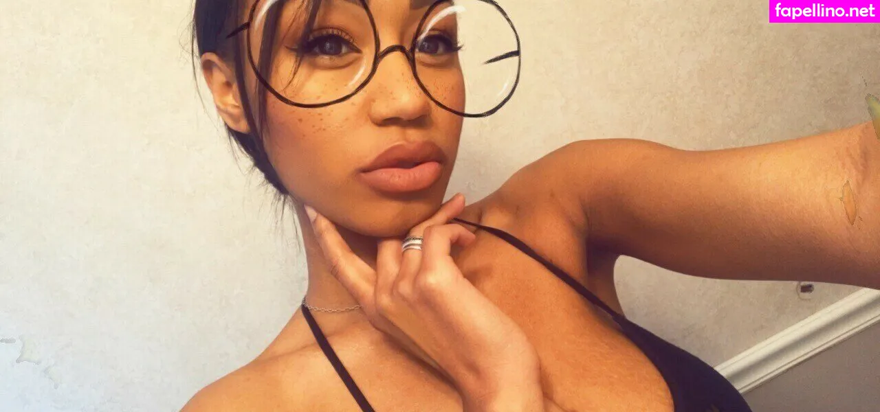 MelaninMedicine, neyahsimone, ninasiimone Leaked Nude Picture #0sVsX1IOEd