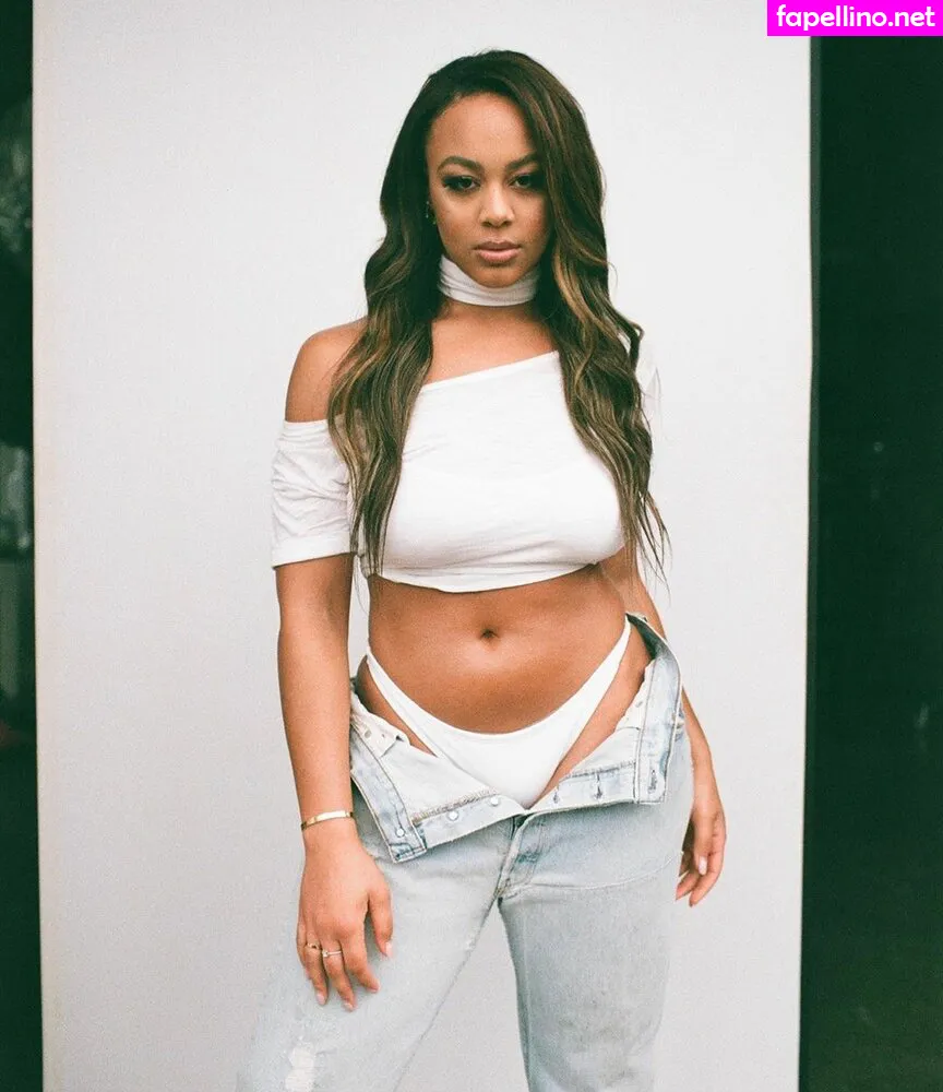 Niasioux Leaked Nude Picture #bSpaLsE0b0