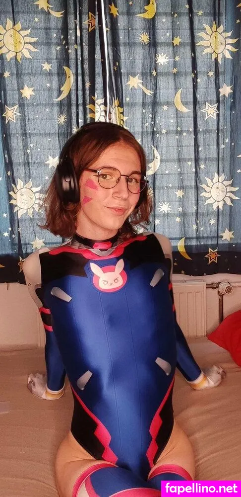 Nicki_fox, officialnickifoxx Leaked Nude Picture #Ppm1q28eWD