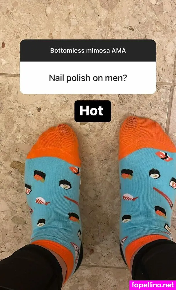 Nicole Enayati (Mythical Kitchen), nicolehendizadeh Leaked Nude Picture #fdnWI1pg17