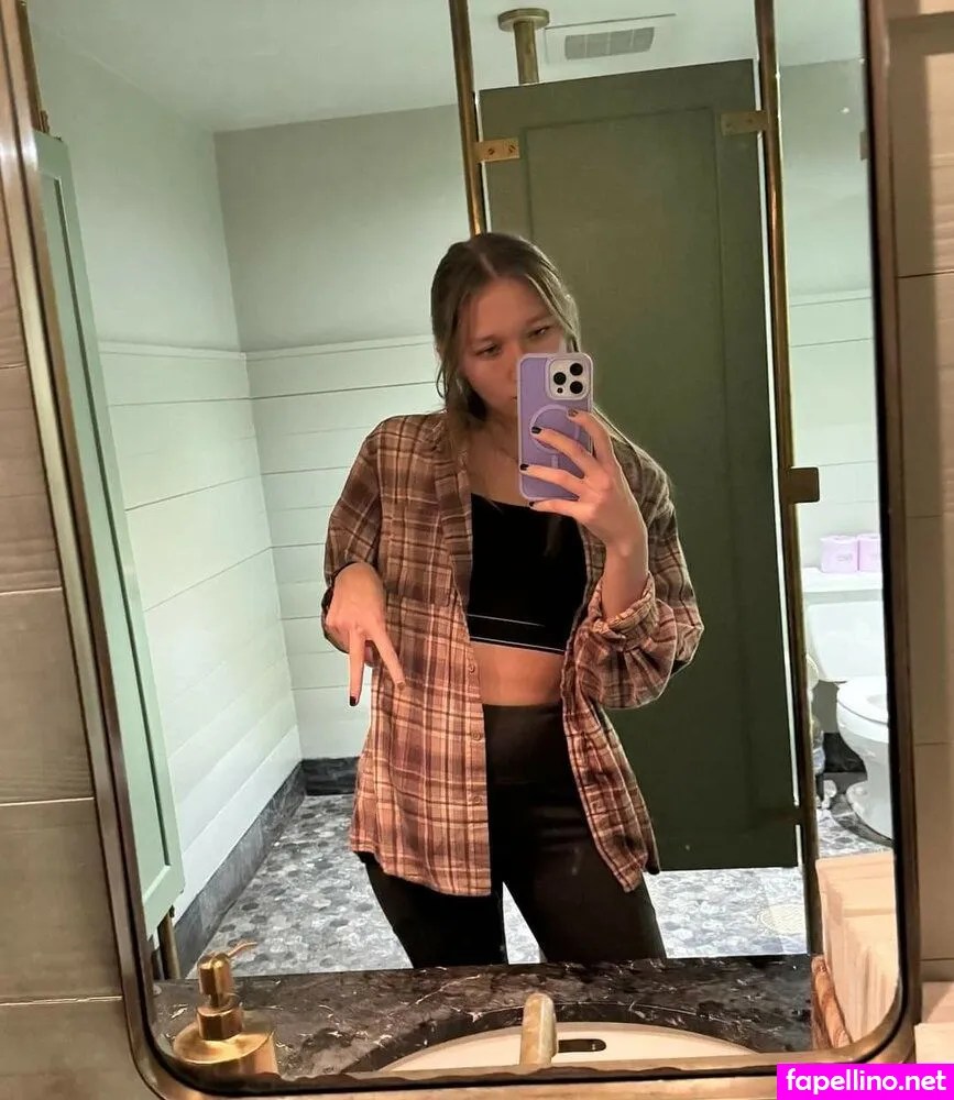 Nikitacrump, nikitapoppy Leaked Nude Picture #5XcrHea7yy