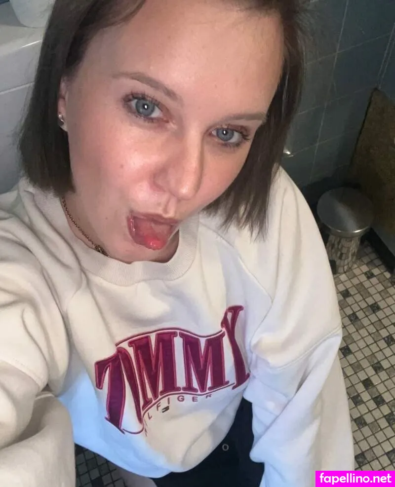Ninakoenig_, ninasmumlife_ Leaked Nude Picture #mBG8i3KwDY