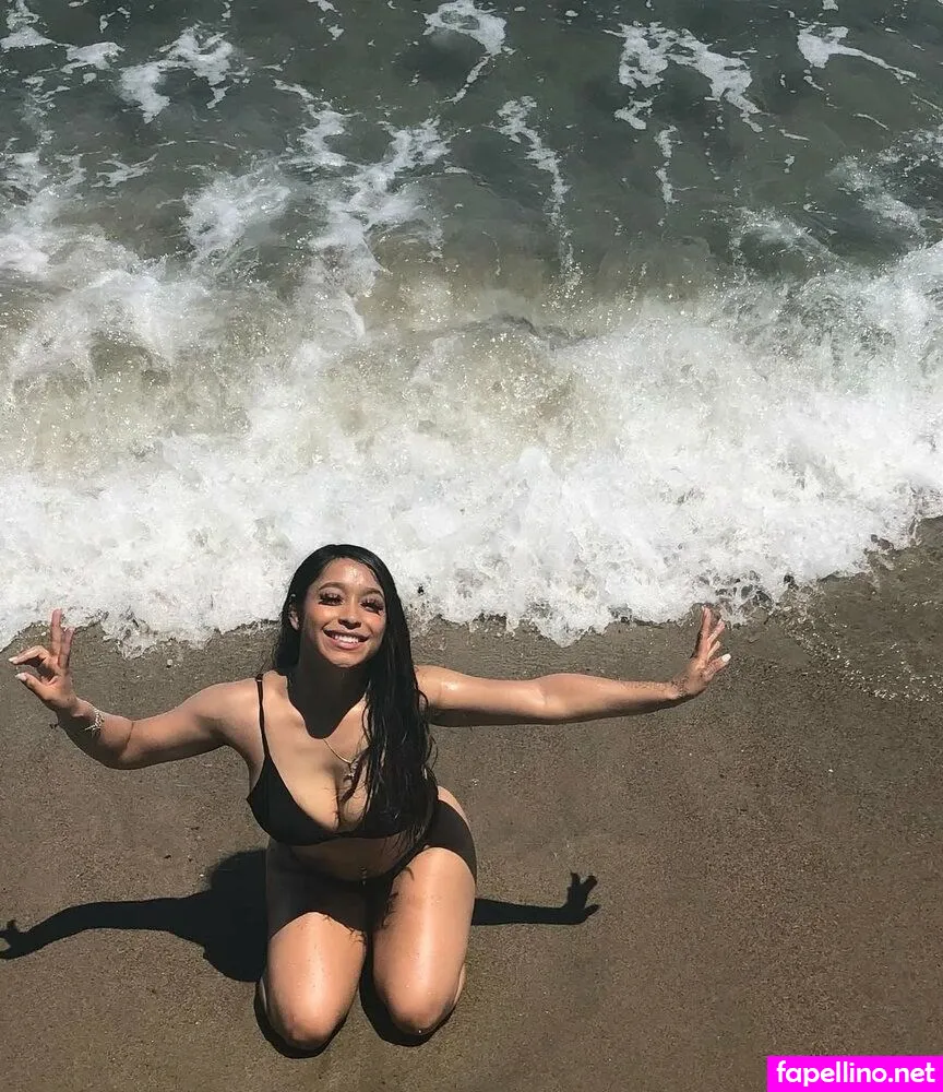 A6licia, https: Leaked Nude Picture #SuoLJTBY1i