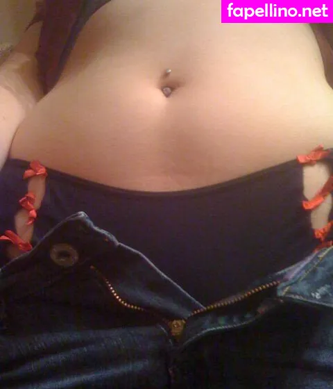 NixieDoesLinux, nixie_neon, nixietron Leaked Nude Picture #HHGCsB3Chm