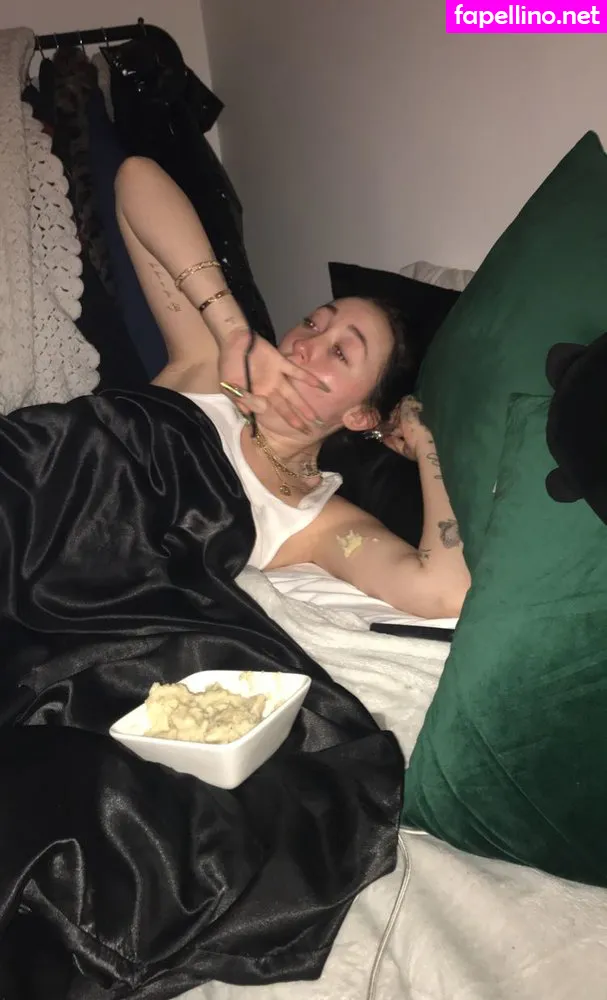 Illusion_4_lust, noahcyrus Leaked Nude Picture #AgFnBHaW2C