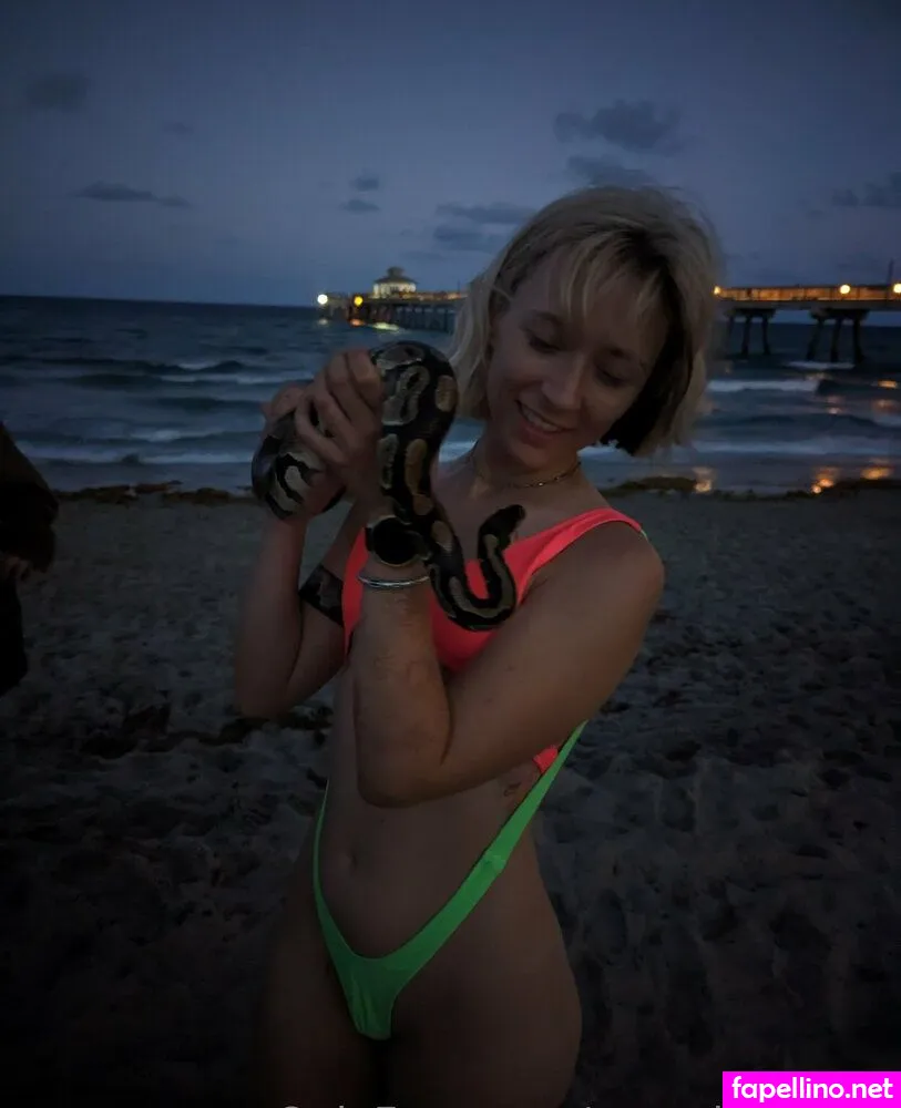 Nymphomadic, nymphomaniacfilm Leaked Nude Picture #29EynOVdSL