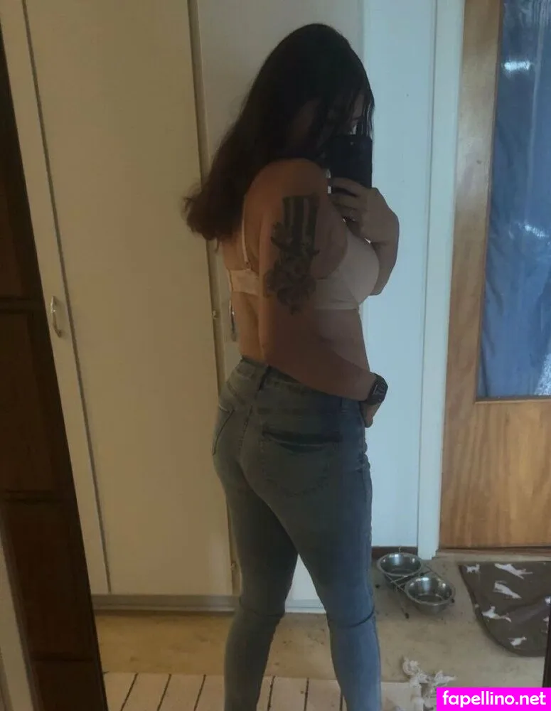Onesmalltowngirl Leaked Nude Picture #54HHl76HRq