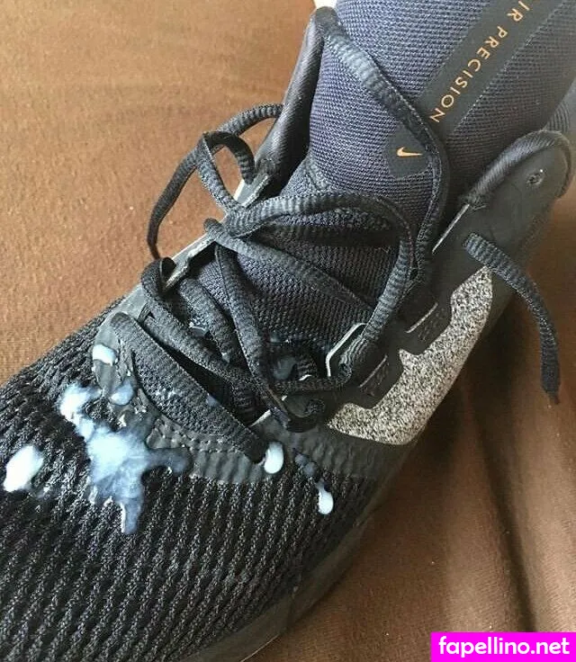 Onlyfeetnsneakers Leaked Nude Picture #EjfQ2Qe91M