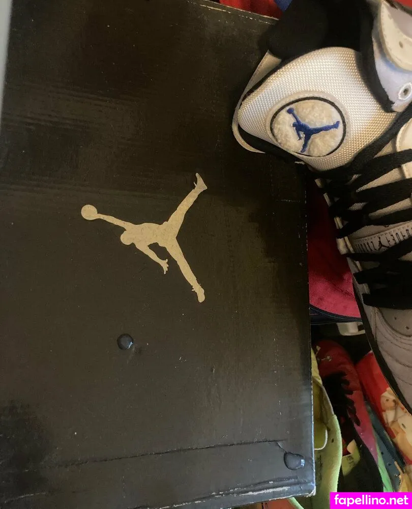Onlyfeetnsneakers Leaked Nude Picture #iMLcjbZwVl