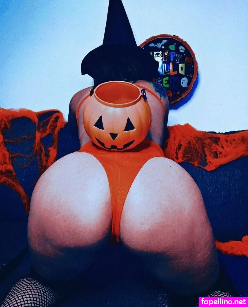 Outofmine Leaked Nude Picture #Rp0PAPKrG8