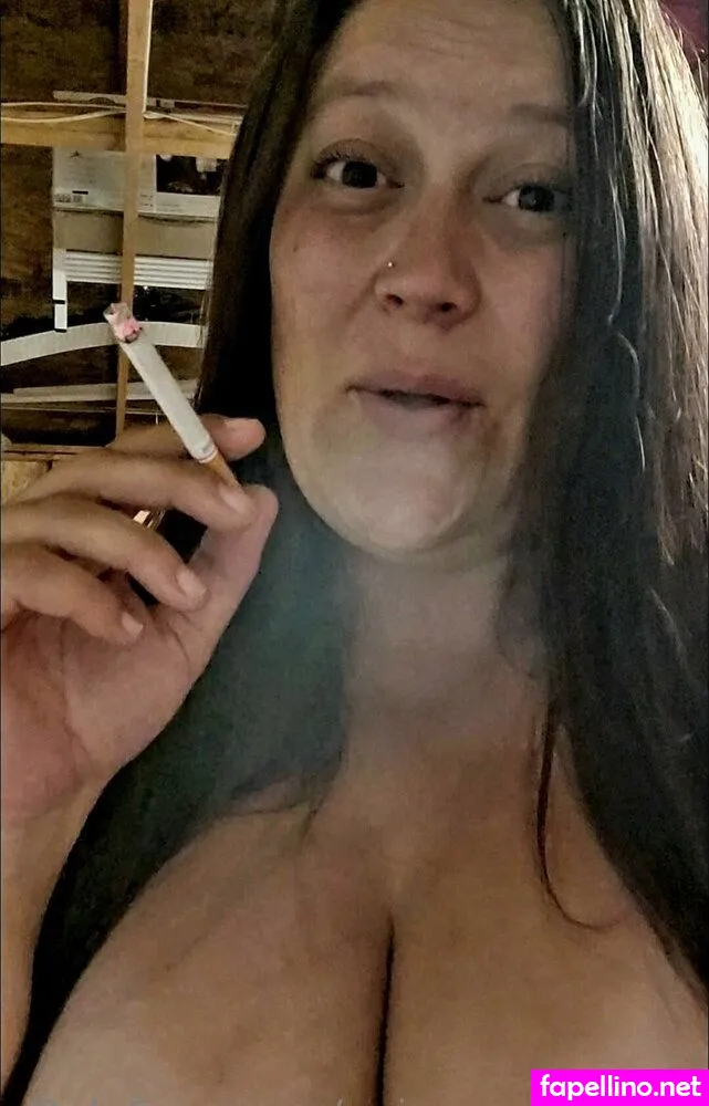 Paige_smokes, paige_smokes90 Leaked Nude Picture #003HA4V0W7