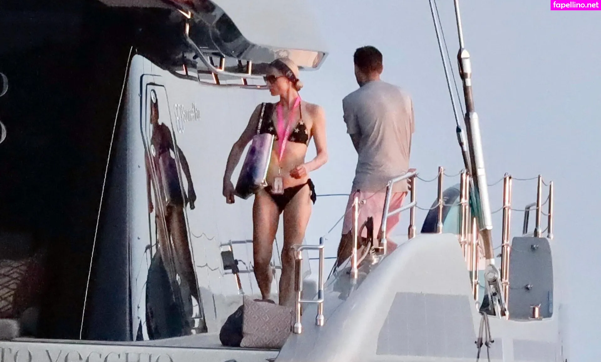 Parishilton Leaked Nude Picture #0czFS5hUsb