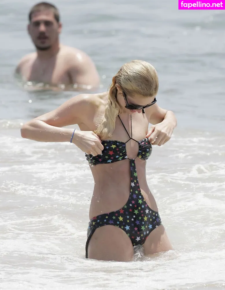 Parishilton Leaked Nude Picture #m5SioBD9eR