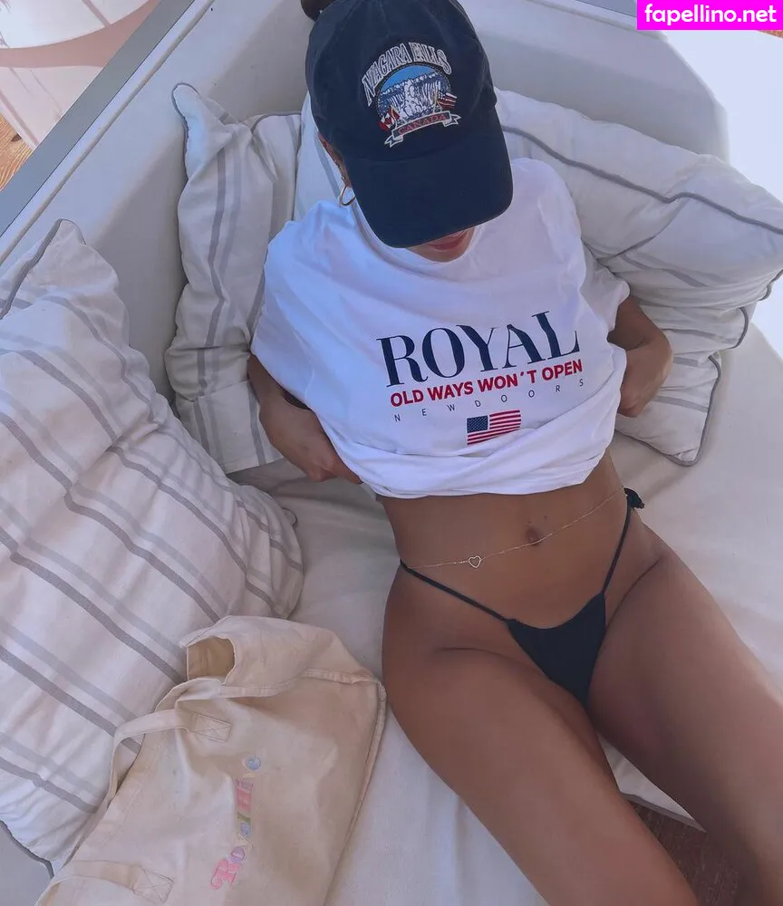 Paulagonu, vicky_de_levine Leaked Nude Picture #9A6VHohiRC