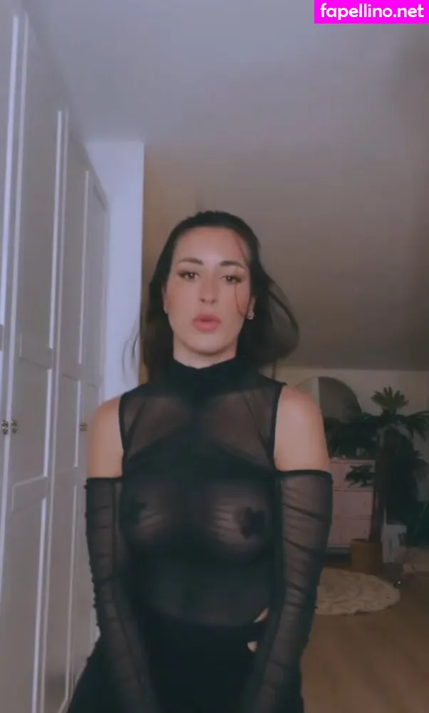 Paulagonu, vicky_de_levine Leaked Nude Picture #RHAIkRKVKW