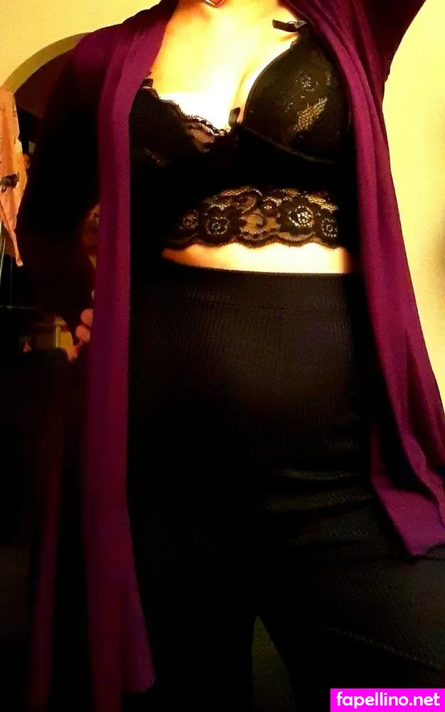 Peacelily1993, peacelily93 Leaked Nude Picture #b6GQ2VW5dQ