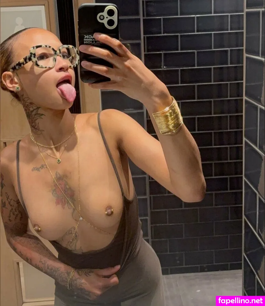 Lovepeach.km, peacheskm Leaked Nude Picture #QG0ODJKATZ