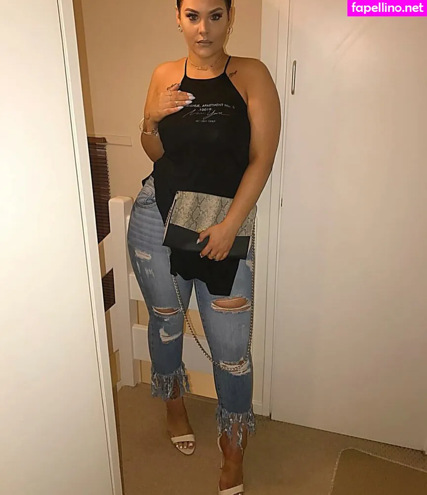 Https:, peachesnisker Leaked Nude Picture #89c1F4M5y7