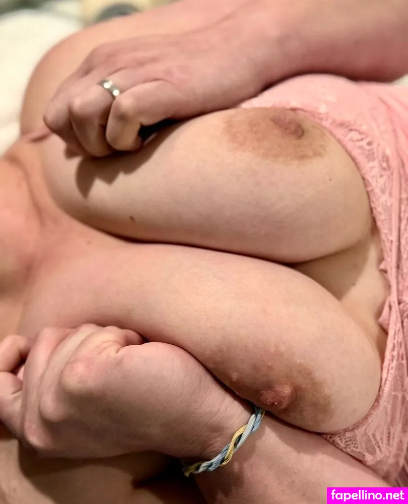 Amsterloved, peachypeech Leaked Nude Picture #2Hl4g0PnQY