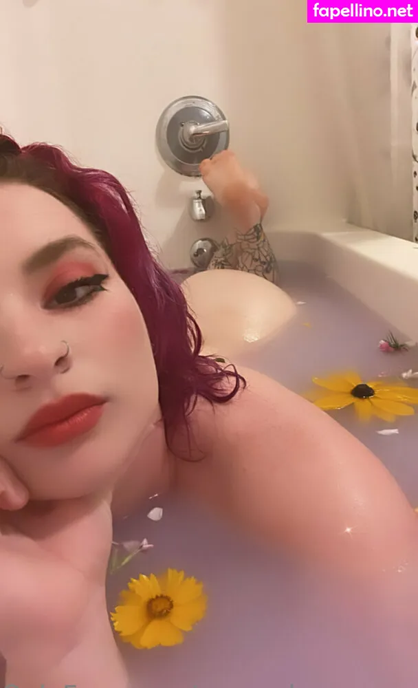 Persephonesbees, persephonesmuses Leaked Nude Picture #kI40WUtkgX