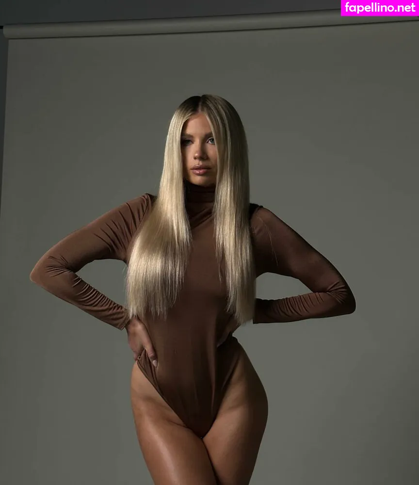 Flexingphoebs, phoebedavis Leaked Nude Picture #DB8cLCQd5w