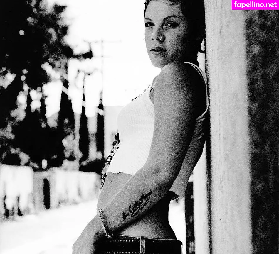 Alecia Beth Moore, Pink, pinksuicide Leaked Nude Picture #5IgYUPRLHM