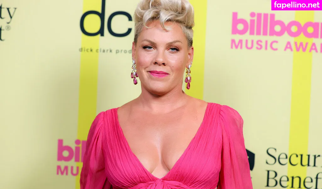 Alecia Beth Moore, Pink, pinksuicide Leaked Nude Picture #8IyPYk0GLP