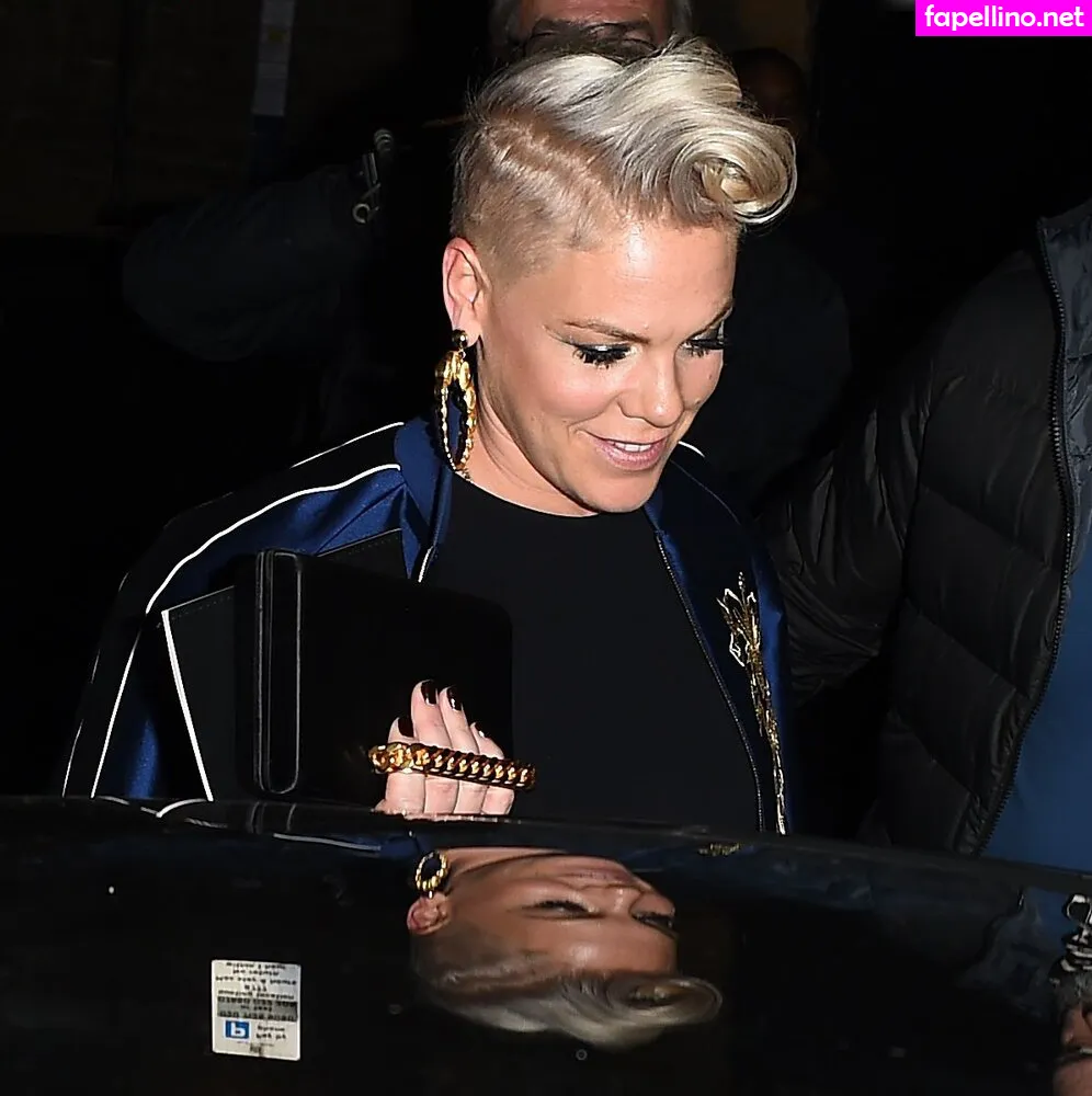 Alecia Beth Moore, Pink, pinksuicide Leaked Nude Picture #Fp0jzJWiKI