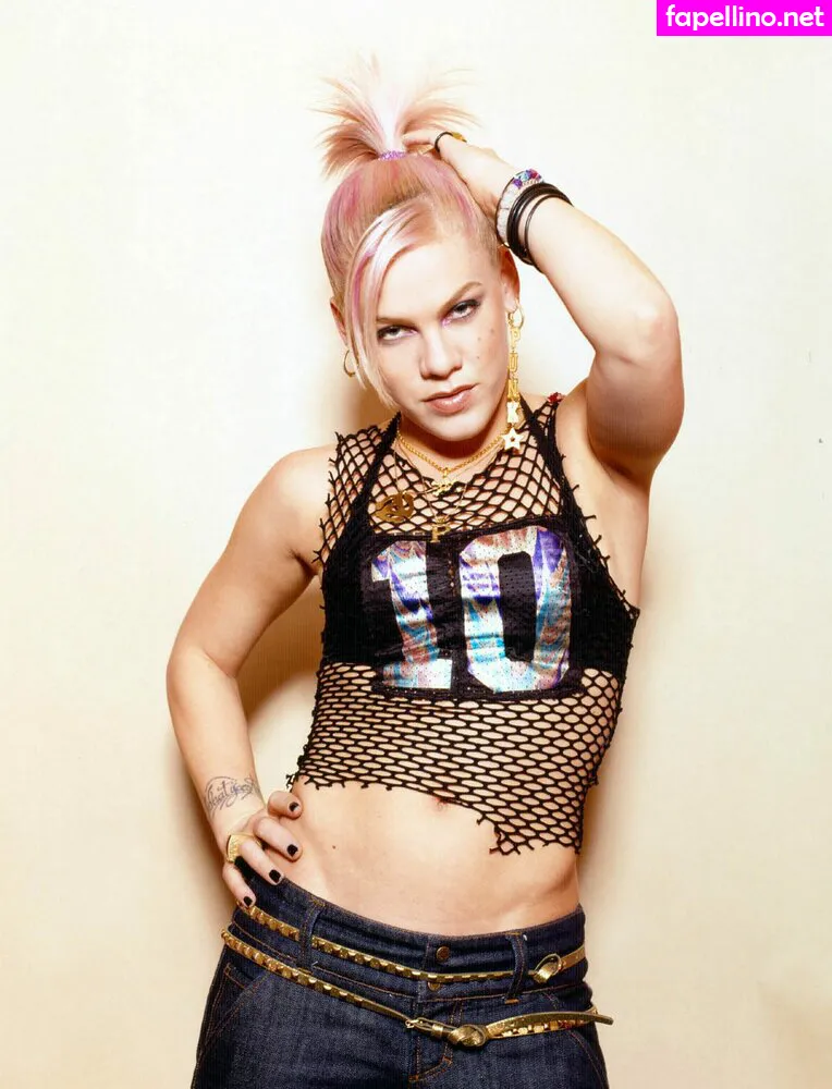 Alecia Beth Moore, Pink, pinksuicide Leaked Nude Picture #dej57bMzdy