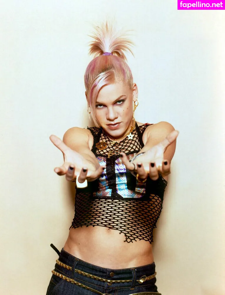 Alecia Beth Moore, Pink, pinksuicide Leaked Nude Picture #e1TKfNYI9E