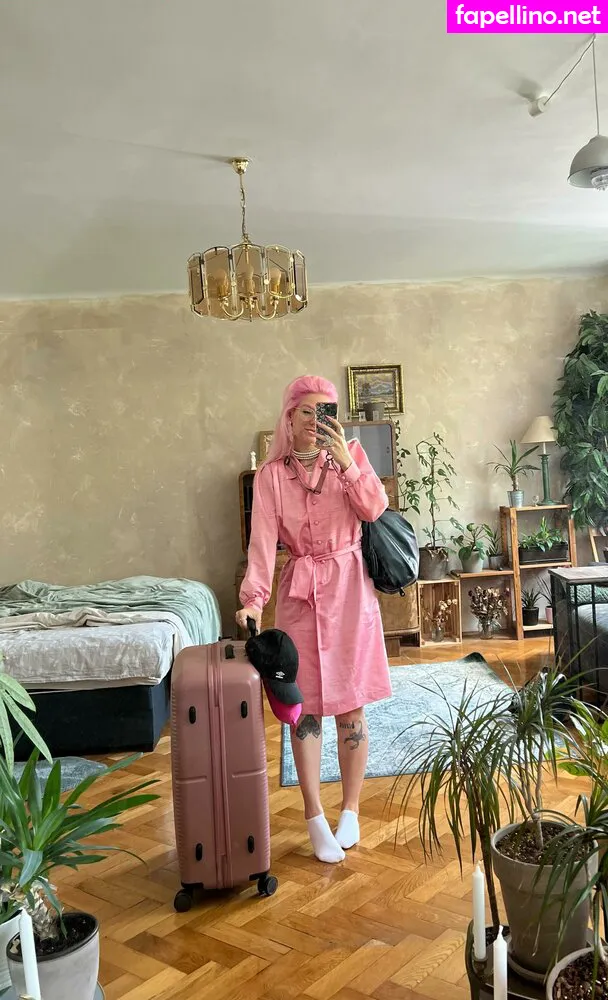 Fairykaro, karolinantivist, pinkarosalina Leaked Nude Picture #XQ61FsTPZ1