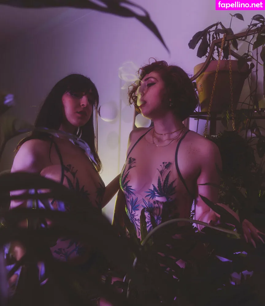 Karleesplantlife, plantgalfree Leaked Nude Picture #zwuMokcdc8