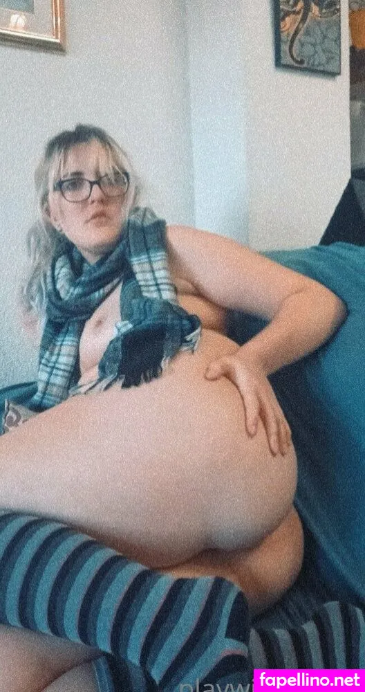 Kikimariska93, playwithkanna Leaked Nude Picture #o0VxKwt2PP