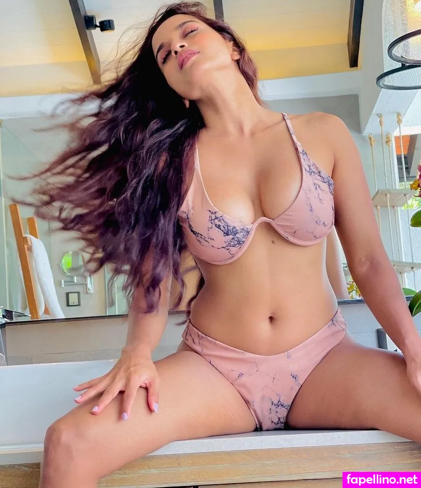 PoojaBofficial, ipoojabhalekar Leaked Nude Picture #hmgEhaXU8K