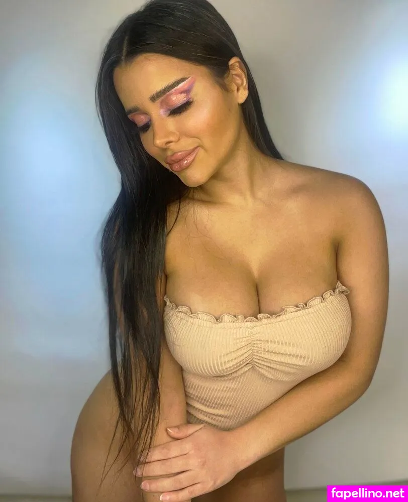 Pour.aya Leaked Nude Picture #Oge29QBv27