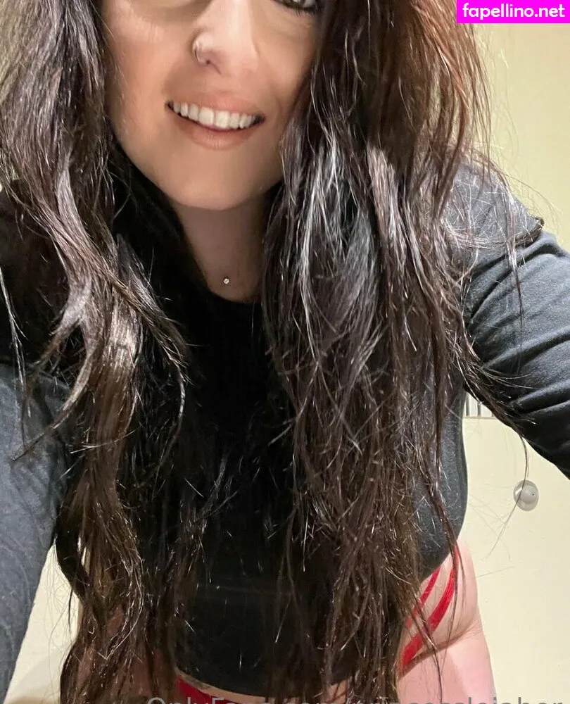 Princessleiaher, princessleiahere Leaked Nude Picture #BCV7g1iAMf