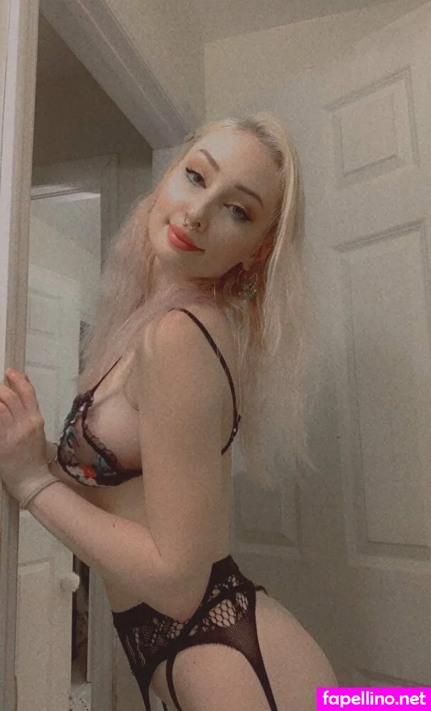 Princessviolet22, princessviolet22.0 Leaked Nude Picture #1w2Dyd23gP