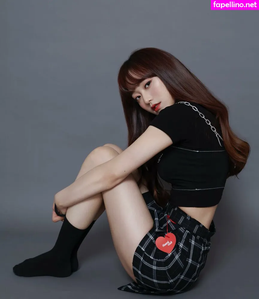 Qls1226, ë„ì°© Pin-A Leaked Nude Picture #q17WNfM81P