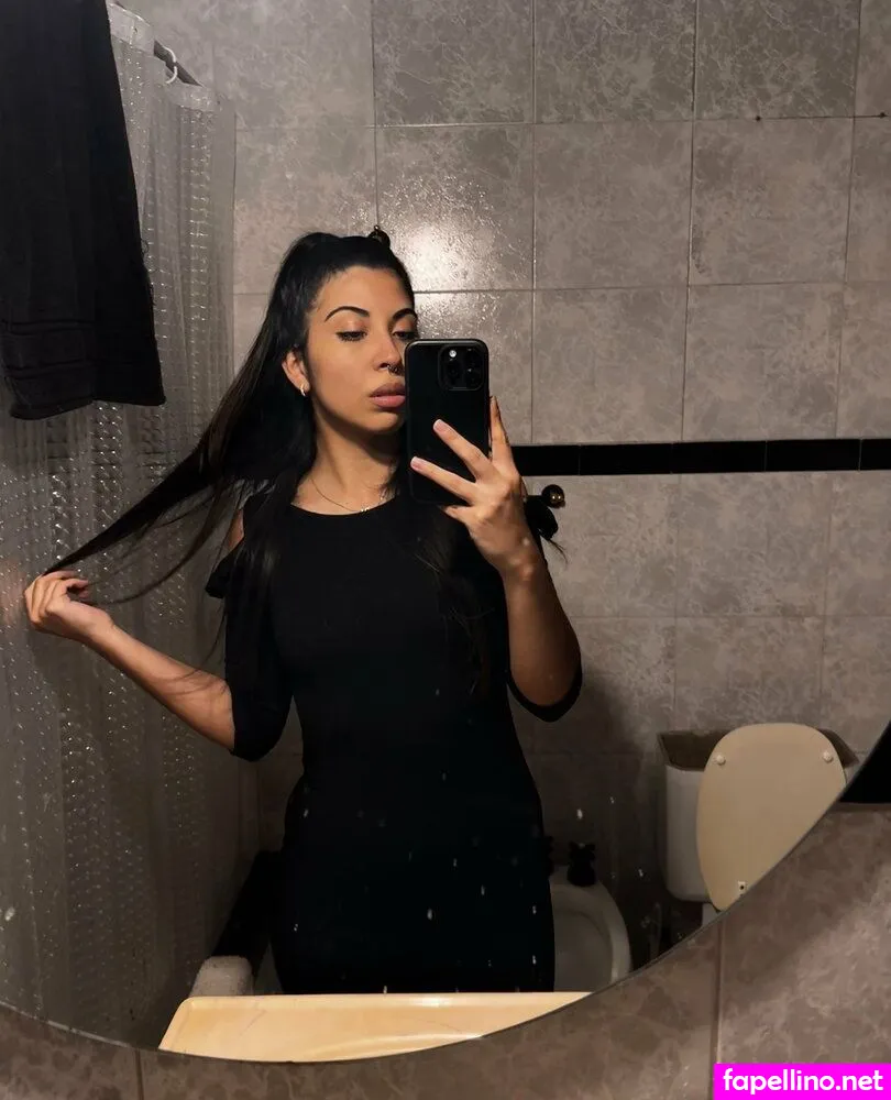 Neniarts, queenantigona Leaked Nude Picture #72w1iS54Kh