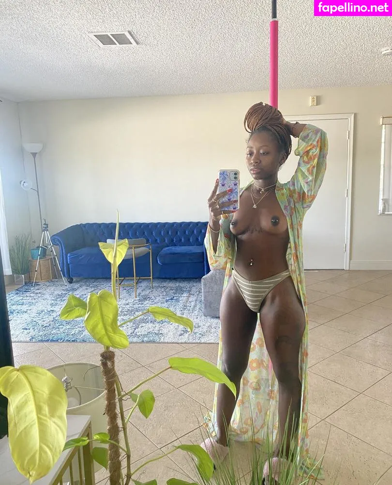 Queenflexi, queenflexi_ Leaked Nude Picture #6cvbF4TyPn